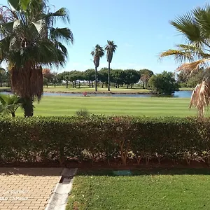 https://apartamento-golf-isla-canela-ayamonte.es-andalucia.com